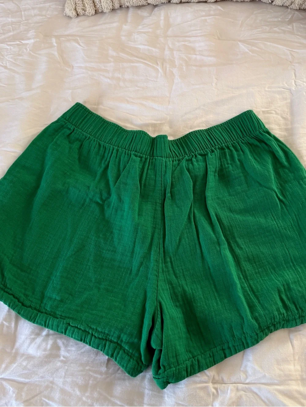 OLD NAVY Crinkle Gauze Shorts - Picture 3 of 3
